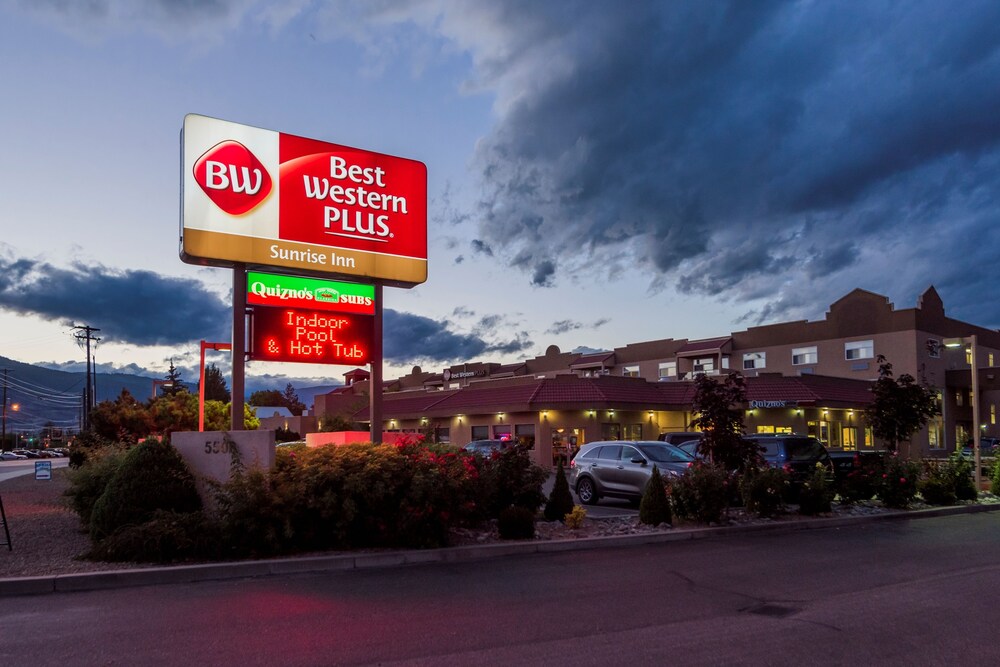 Hotel Front - Evening/Night