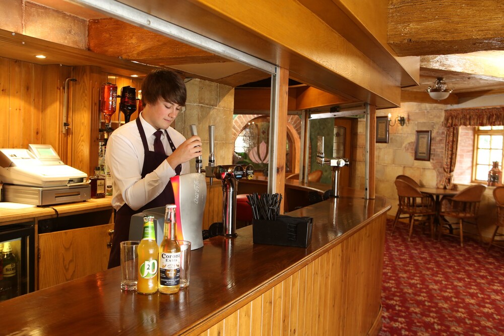 Hotel Bar