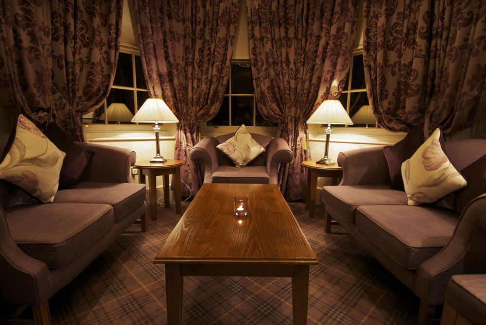 Hotel Lounge