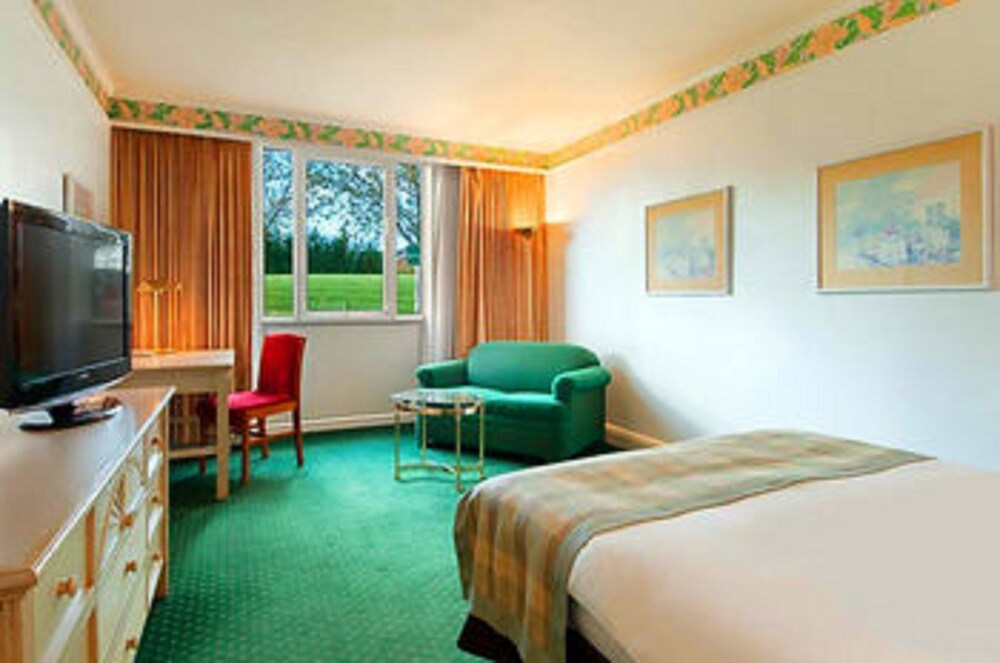 Guestroom