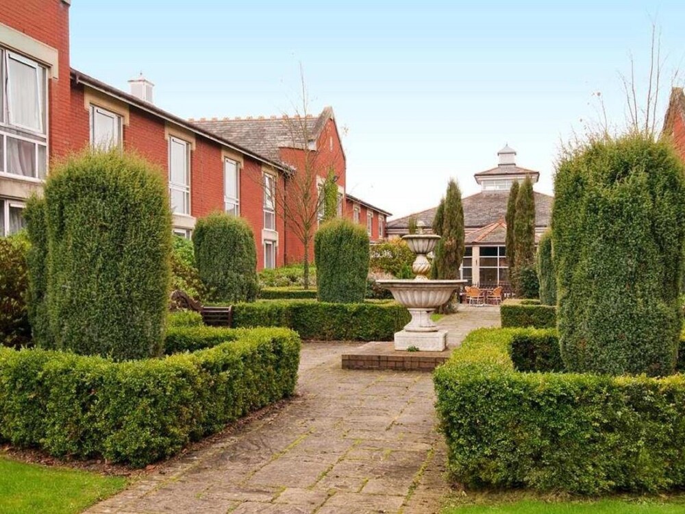 Courtyard View