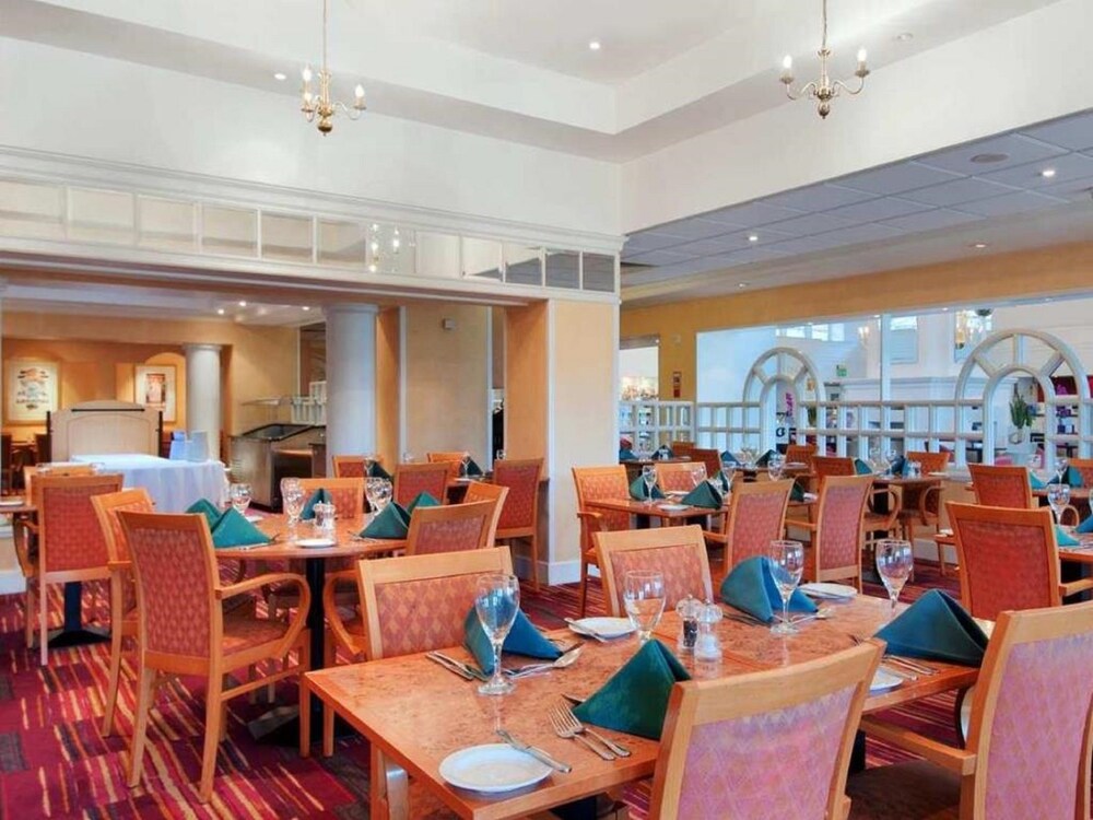 Family Dining