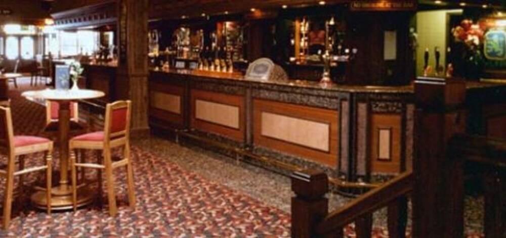 Hotel Bar