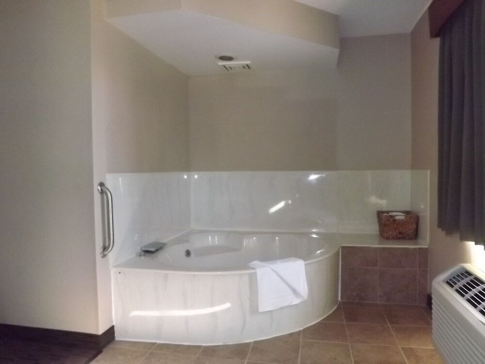 Jetted Tub