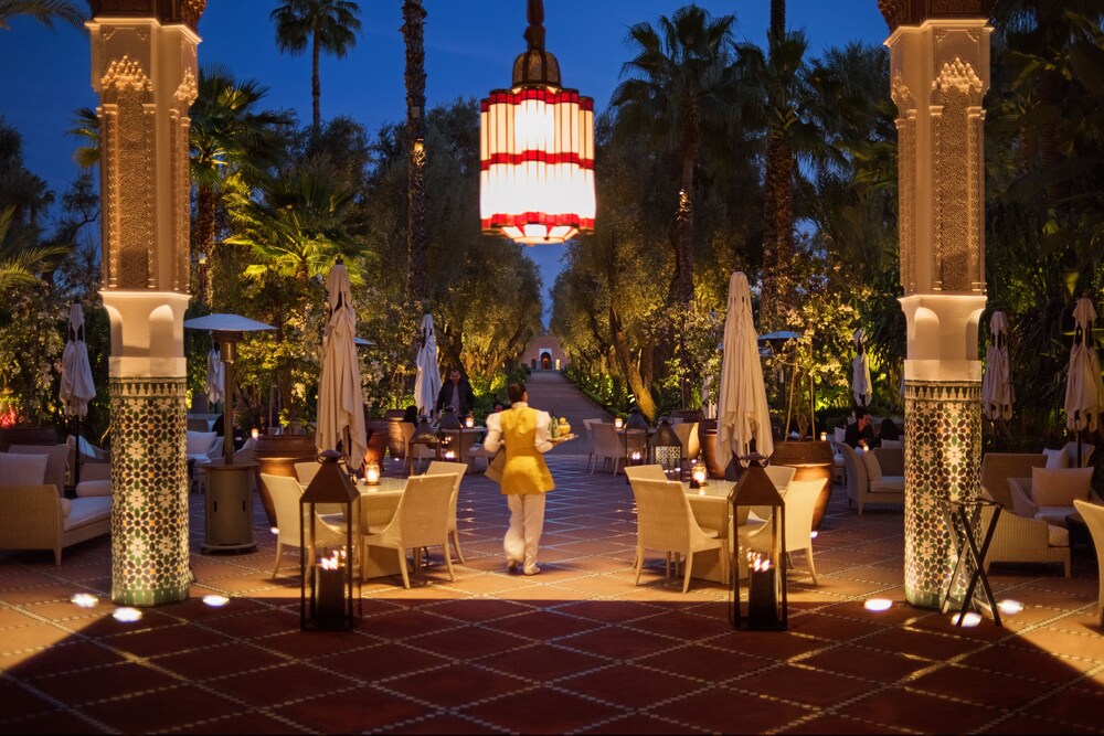 Hotel Bar