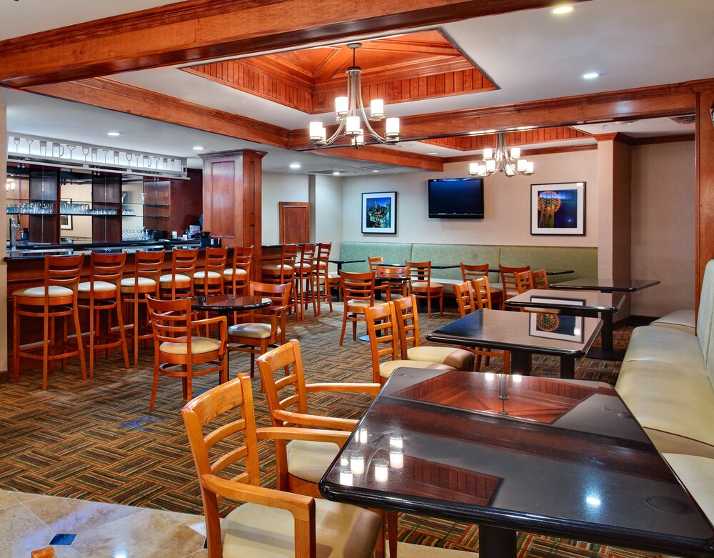 Hotel Bar