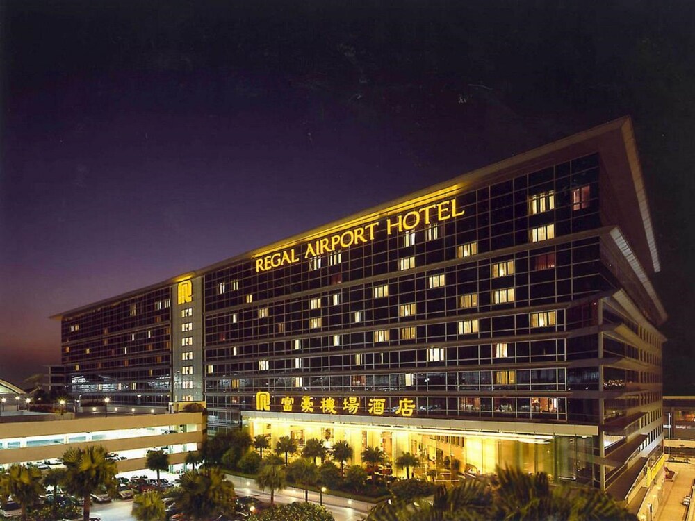 Hotel Front - Evening/Night