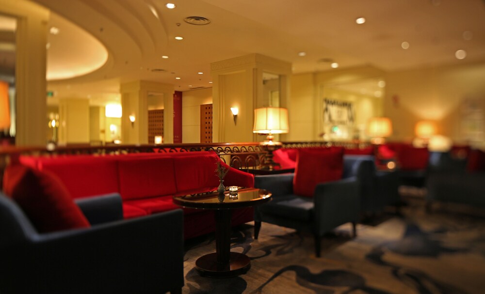 Hotel Lounge
