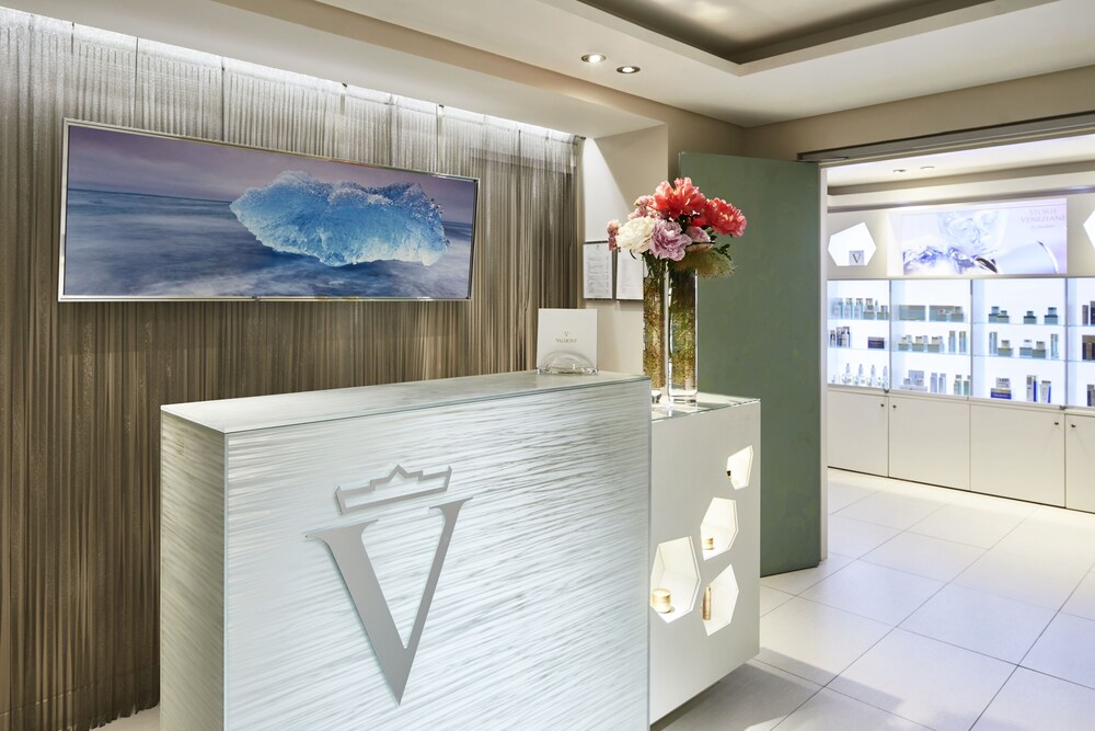 Spa Reception