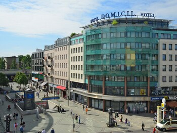 Hotel Front