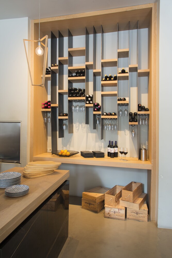 Coffee Shop