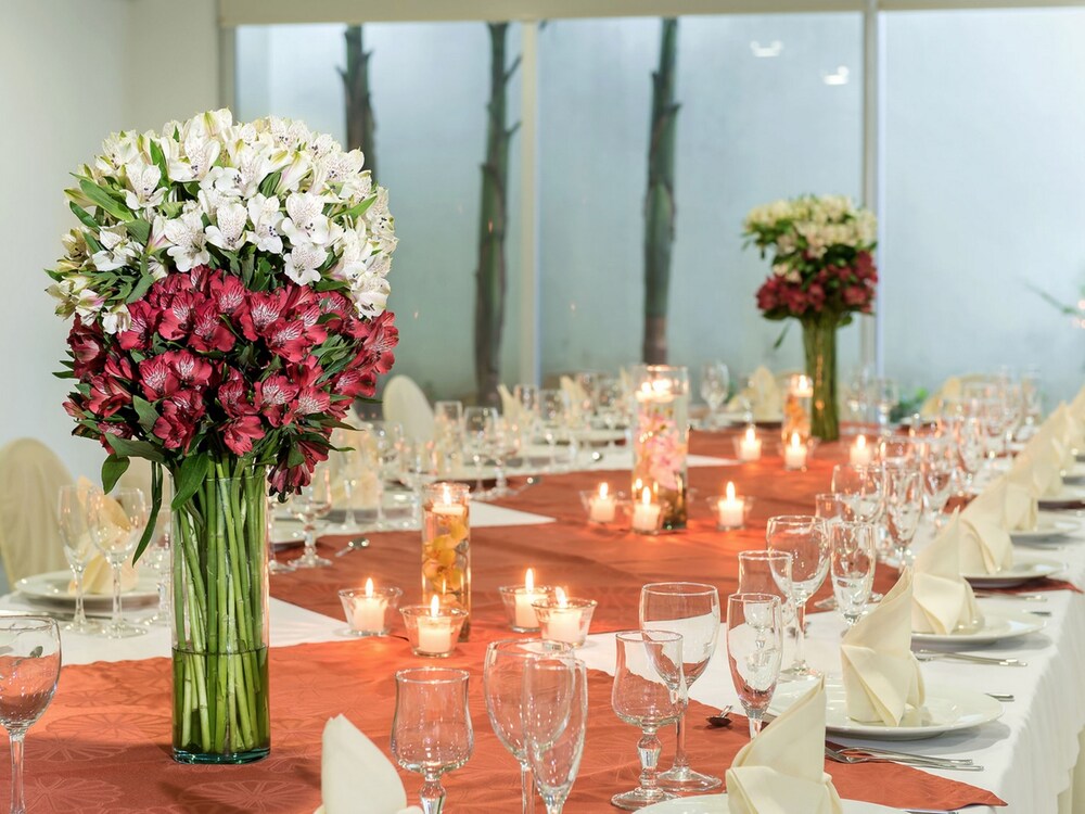 Executive Lounge