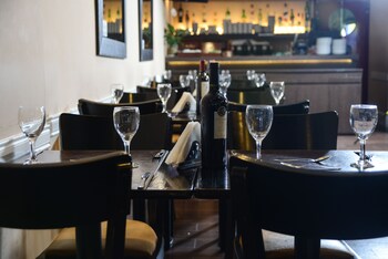 Hotel Lounge
