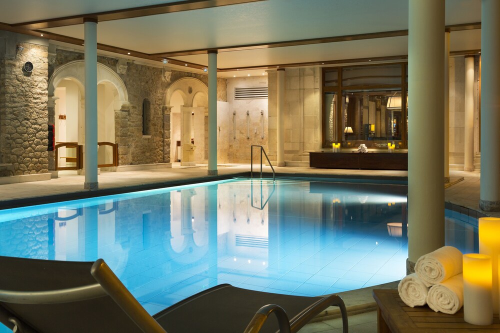 Piscine couverte