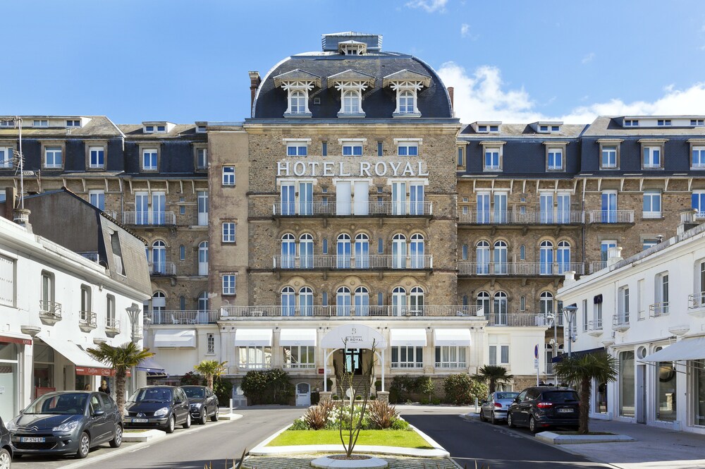 Entrée de l'hôtel