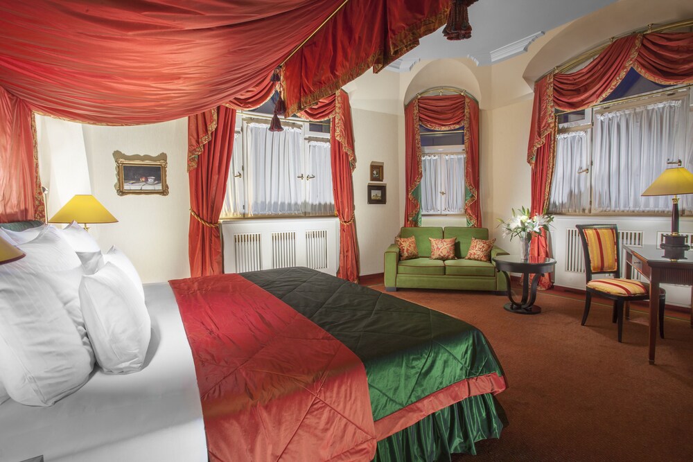Guestroom