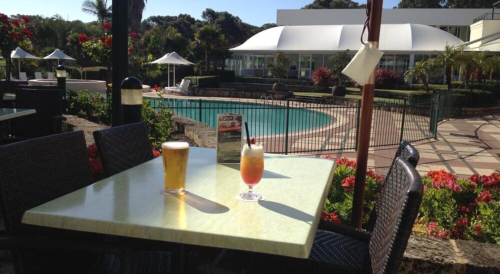 Poolside Bar
