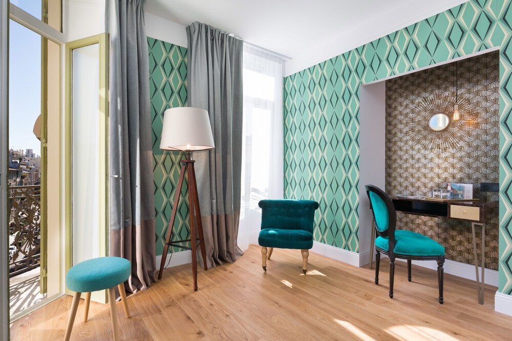 Chambre (Suite, 1 chambre, cuisine, vue ville)