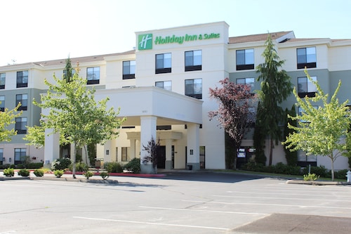 Holiday Inn & Suites Bothell, an IHG Hotel