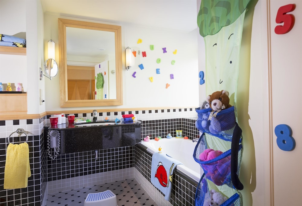 Childrens Theme Room