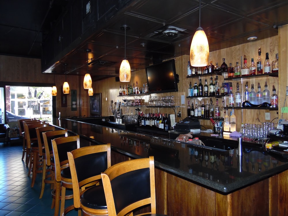 Hotel Bar