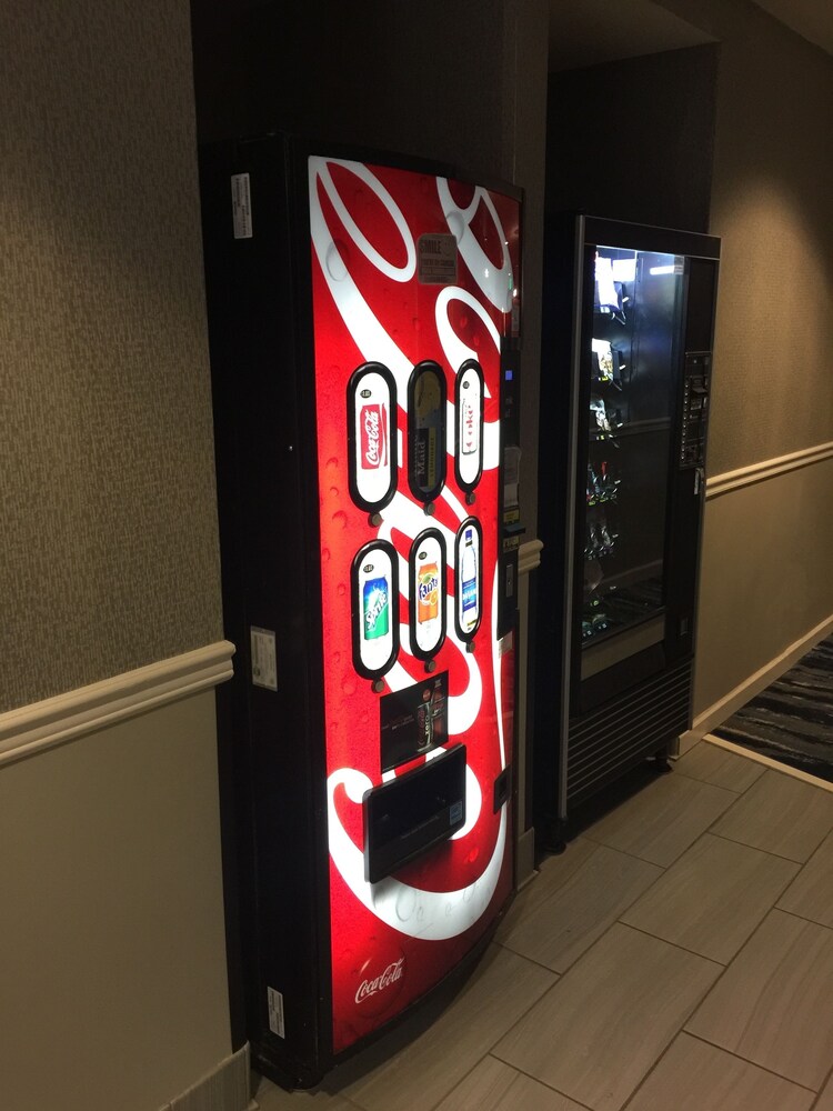 Vending machine, Hotel 1550