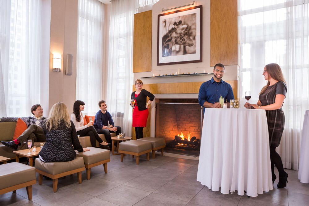 Hotel Lounge