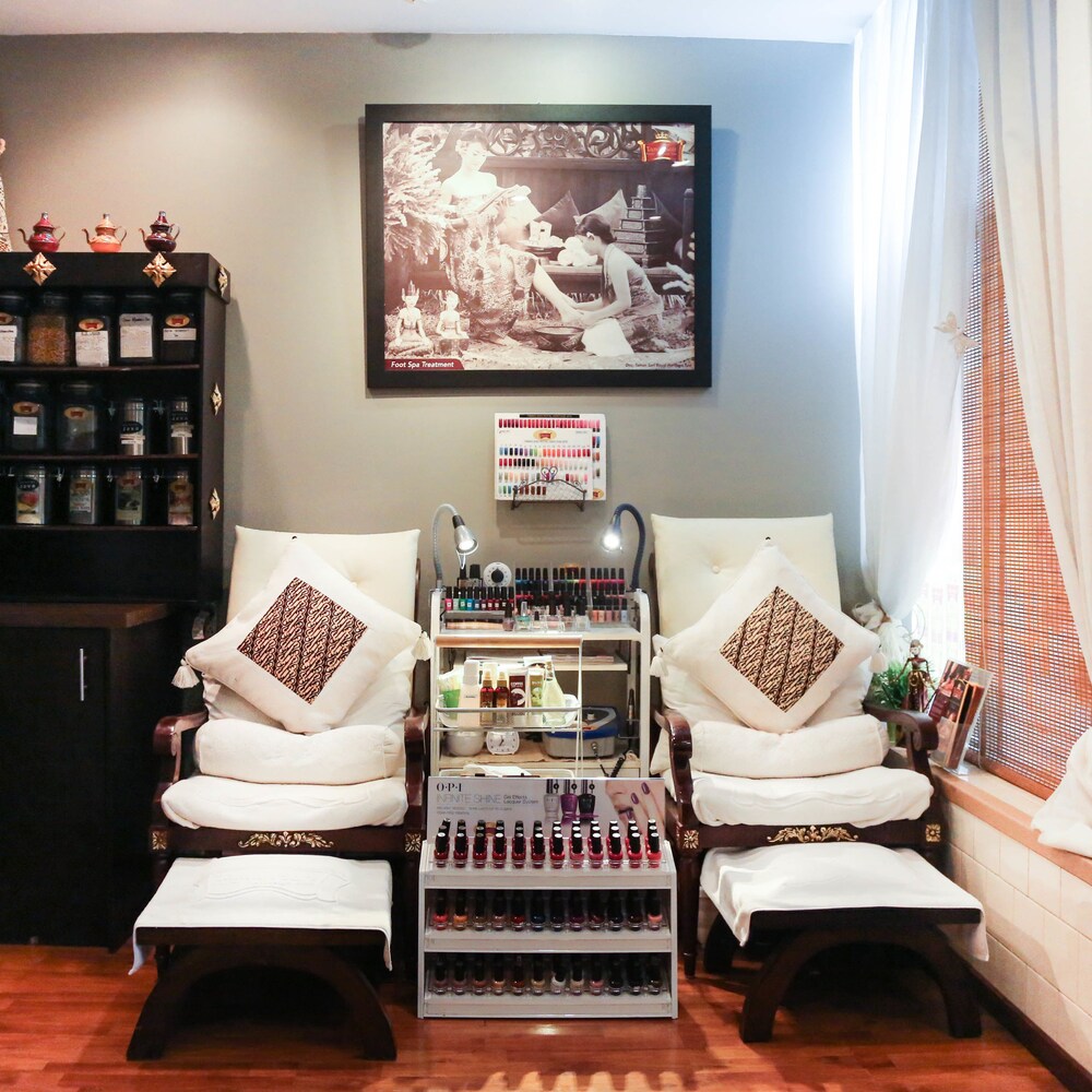 Nail Salon