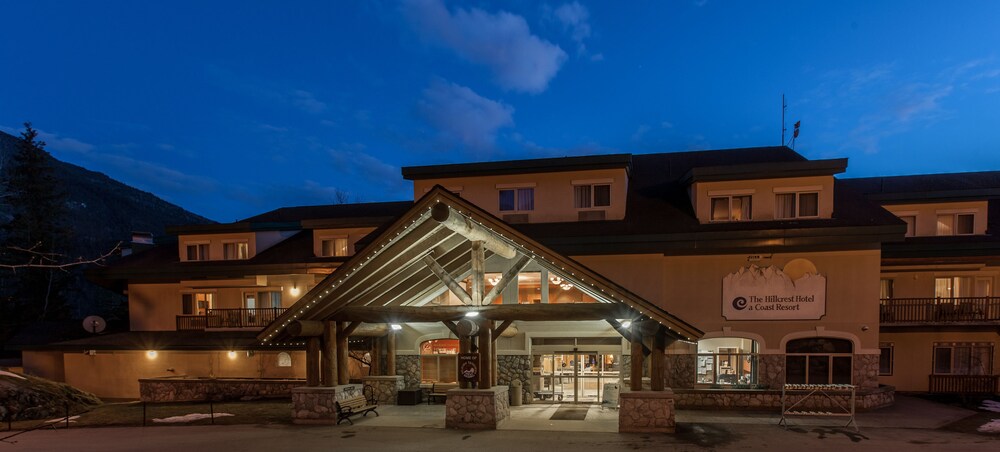 Hotel Front - Evening/Night