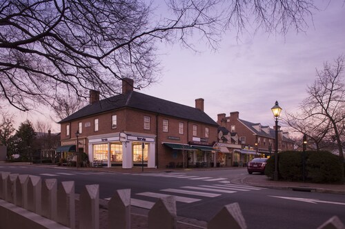 The Fife And Drum Inn