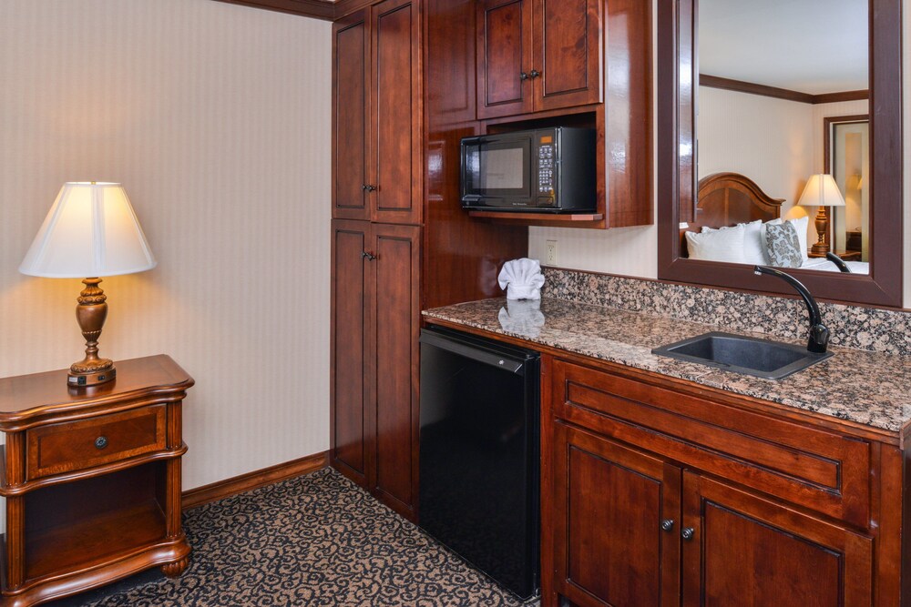 In-Room Kitchenette