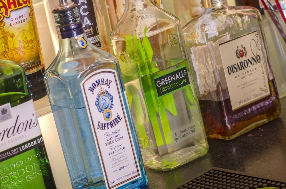 Hotel Bar