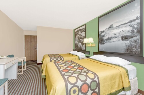 Super 8 by Wyndham Lexington