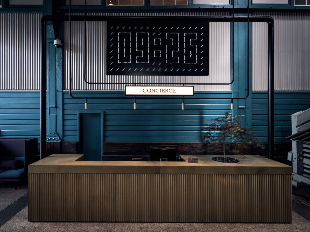 Concierge Desk