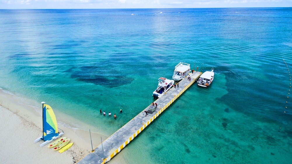 Dock