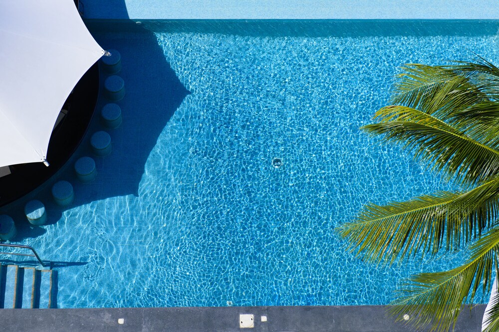 Infinity Pool
