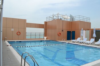 Rooftop Pool