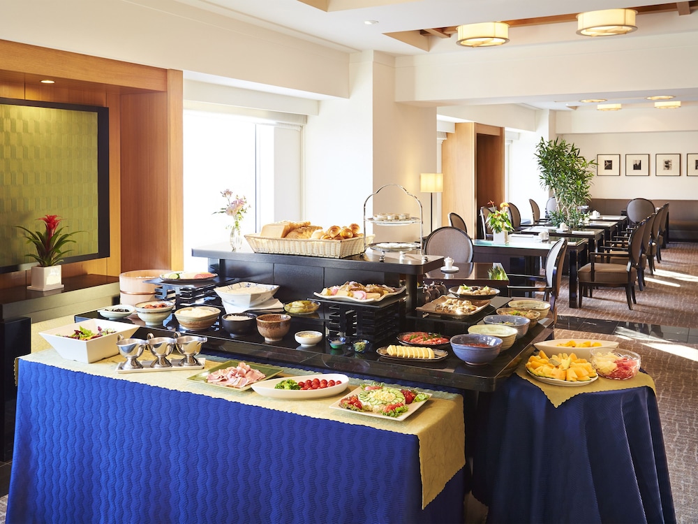 Executive Lounge