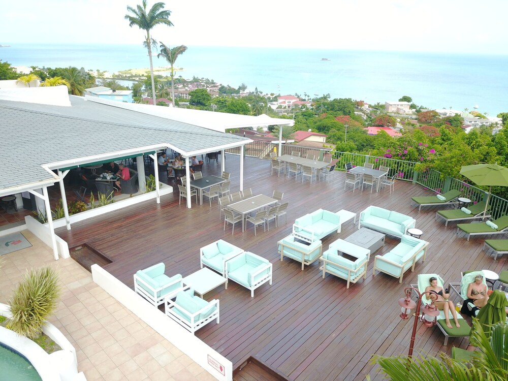 Sundeck