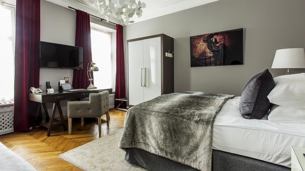 Guestroom