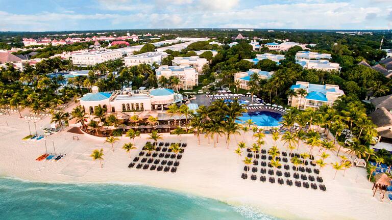 Royal Hideaway Playacar