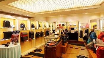 Gift Shop