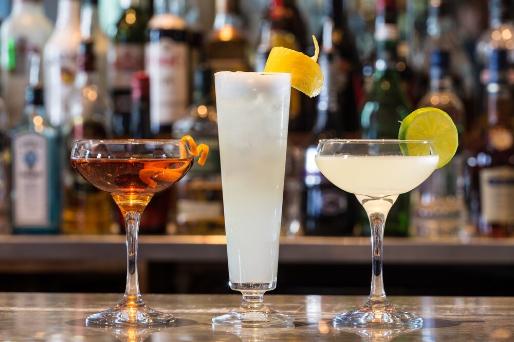 Hotel Bar