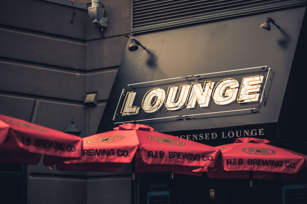 Hotel Bar