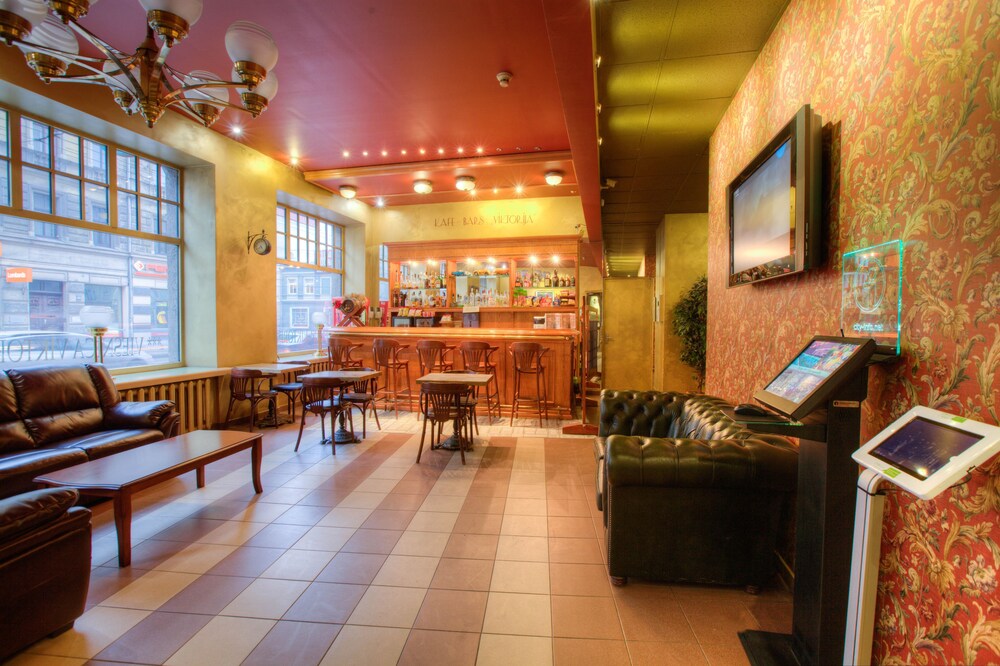 Hotel Bar