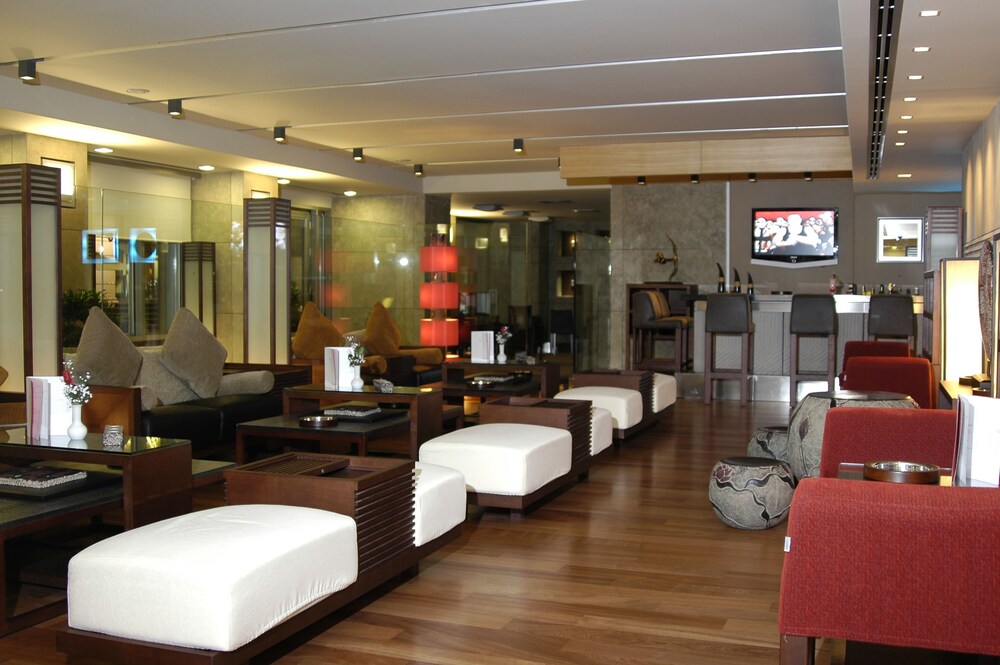 Hotel Bar