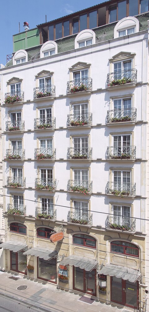 Hotel Front