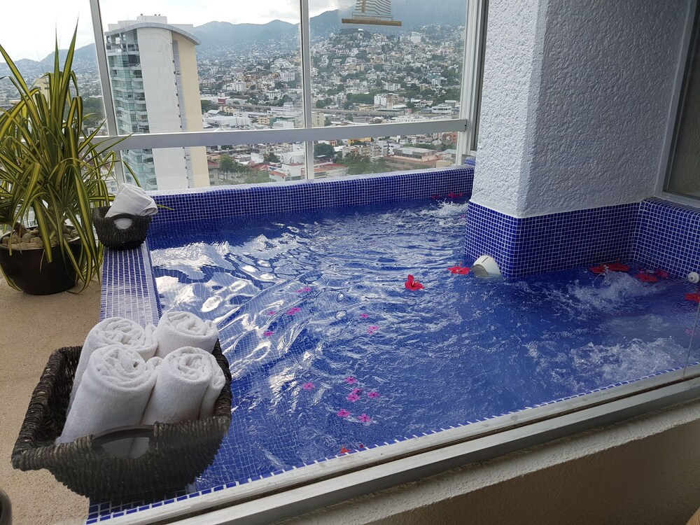 Private Pool