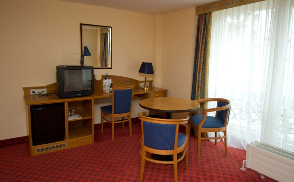 Guestroom