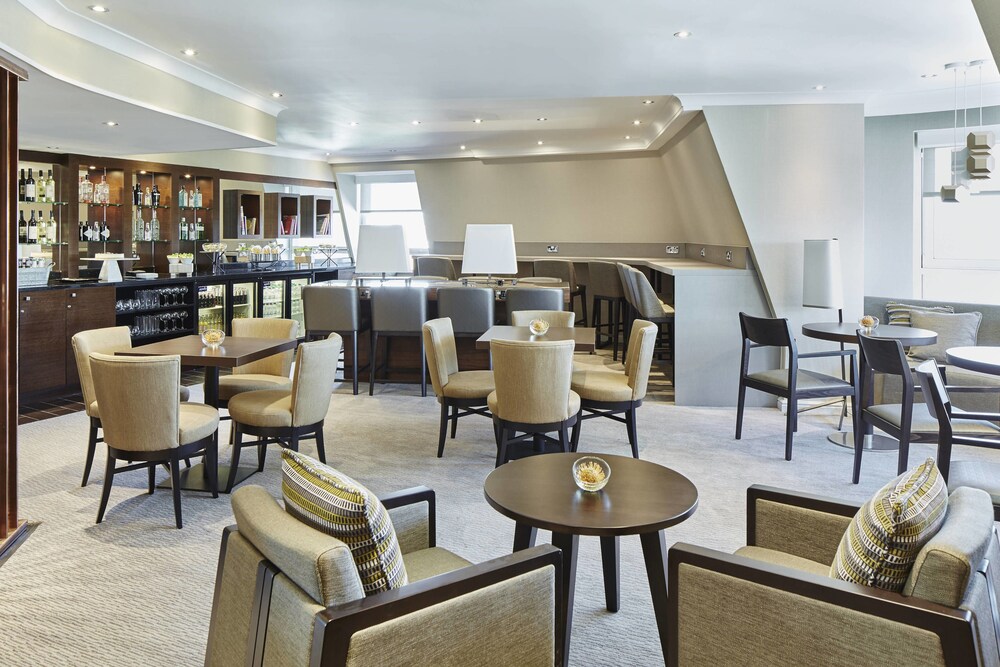 Executive Lounge